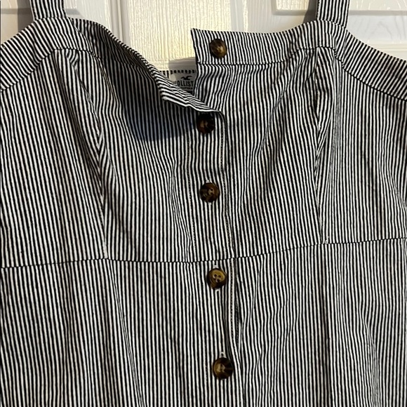 Dress - Picture 3 of 4